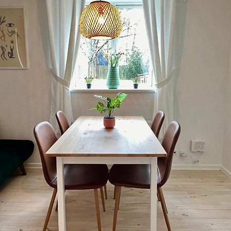 5 Minute Walk To Lego House - 50M2 Apartment With Garden / A Unit Billund Exterior photo